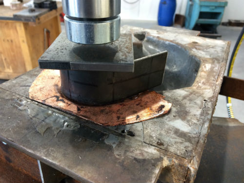 Pressing handle for copper teapot