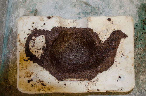 Teapot from tea leaves