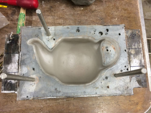 Teapot mould for hydraulic press