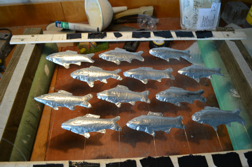 Fish made from drink cans